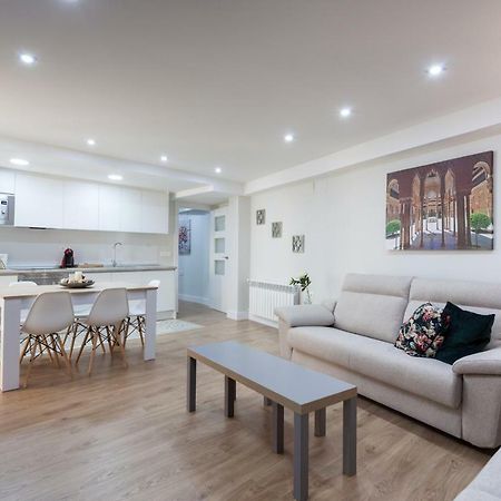Apartamentos Reina Isabel Granada Esterno foto