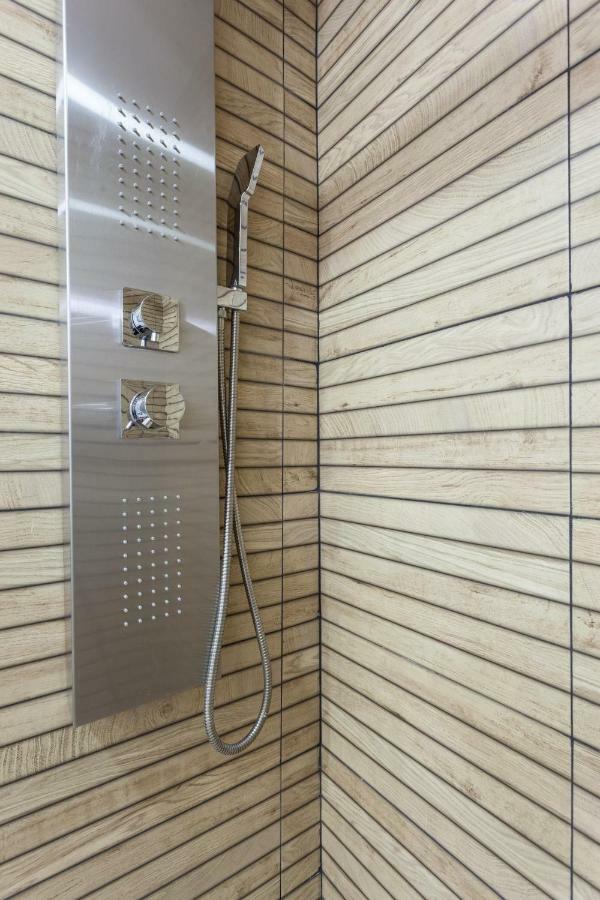 Apartamentos Reina Isabel Granada Esterno foto